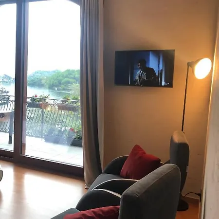 Liza's Suite's - Room's With A View Lägenhet