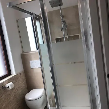 Liza's Suite's - Room's With A View Апартаменты