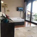 Liza's Suite's - Room's With A View *