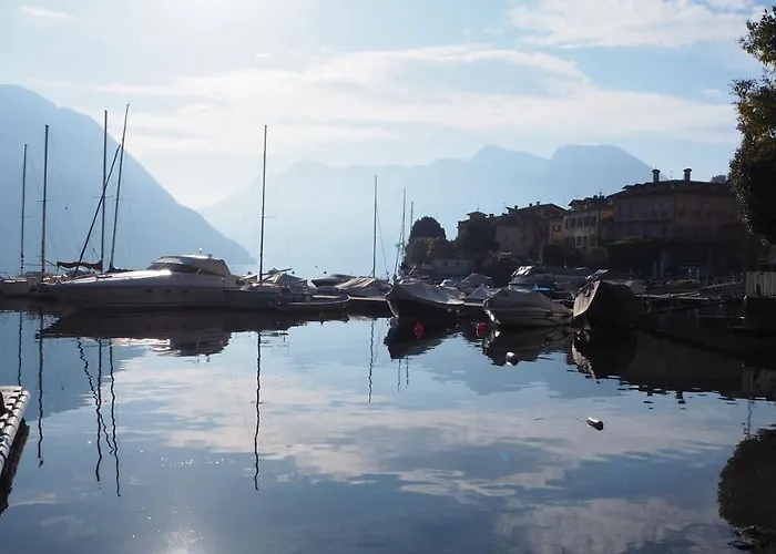 Liza's Suite's - Room's With A View Apartment