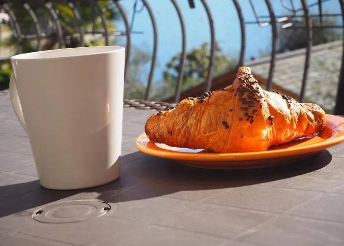 Apartment Liza's Suite's - Room's With A View Sala Comacina