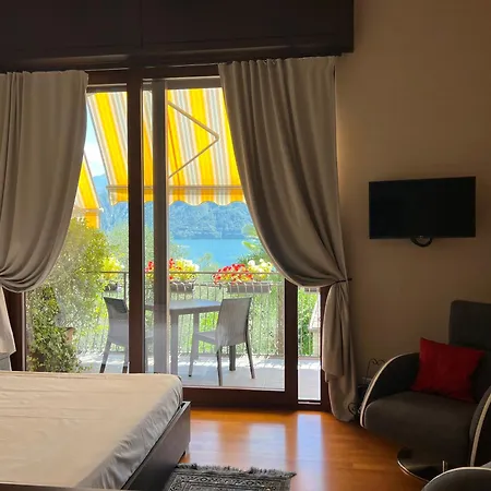 Liza's Suite's - Room's With A View Sala Comacina