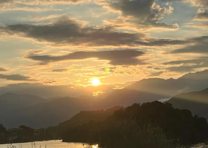 Liza's Suite's - Room's With A View Apartamento *